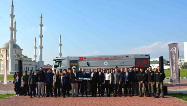 Orman yangınlarıyla mücadelede yerli güç: Yeni nesil itfaiye arazözü “Koca Yusuf” teslim edildi