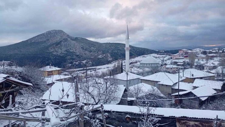 Osmaneli’nin yüksek kesimlerine mevsimin ilk karı yağdı
