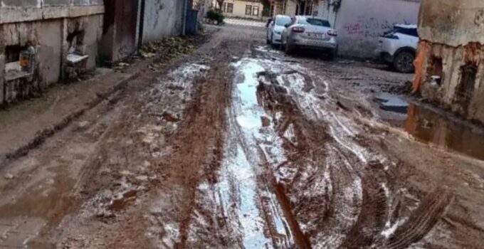 Özgür Özel’i eleştiren İba: “Anlatılan Edirne ile yaşanan Edirne aynı değil”