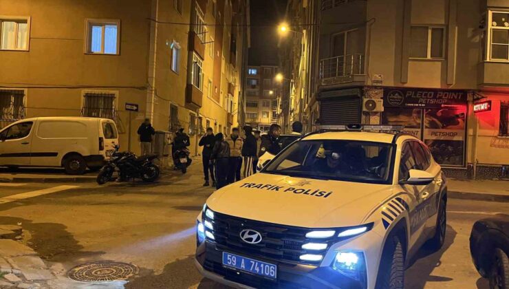 Plakası kapalı gezen motosikletin ehliyetsiz sürücüsü bekçilere yakalandı