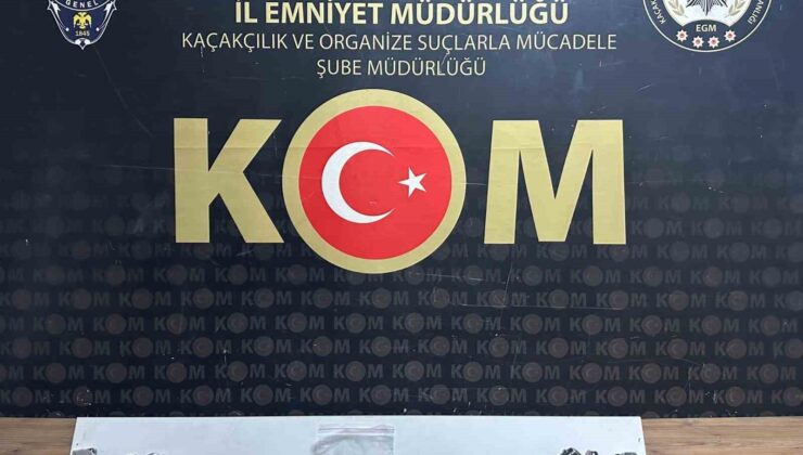 Polisten 4 ayrı operasyon: 8 ruhsatsız silah ele geçirildi, 4 şüpheli gözaltına alındı