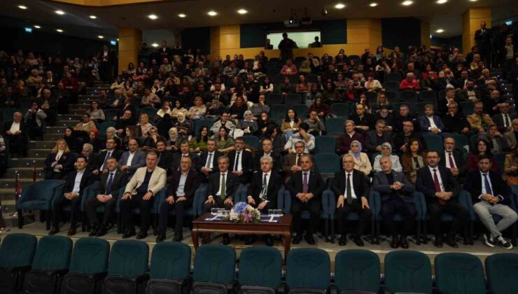 Sakarya Üniversitesi “Araştırma Üniversitesi” statüsünü törenle kutladı