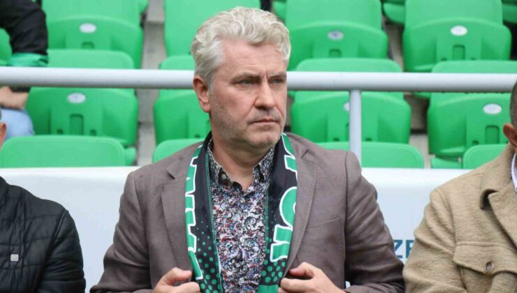 Sakaryaspor Kulübü Başkanı görevinden ayrıldığını duyurdu