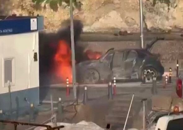 Şile Limanı’nda bir araç alevlere teslim oldu