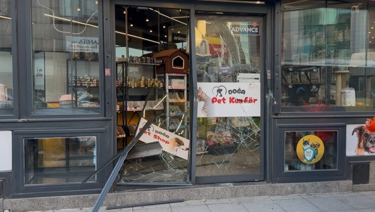 Şişli’de  ters yöne giren sürücü dehşet saçtı: 2 ölü, 5 yaralı