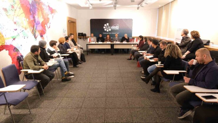 Teknoloji Sahnesi’nde akıllı şehircilik konuşuldu