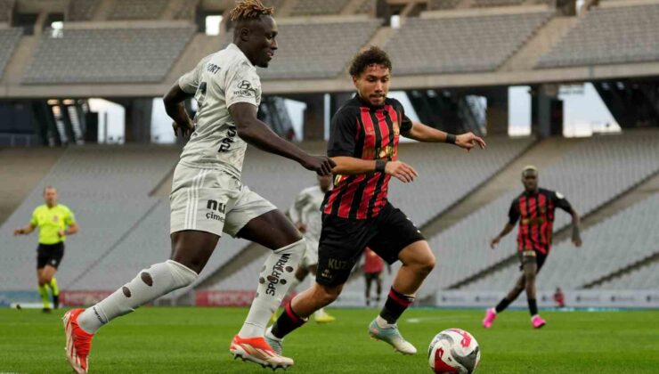 Trendyol Süper Lig: Fatih Karagümrük: 0 – Kocaelispor: 0 (Maç devam ediyor)