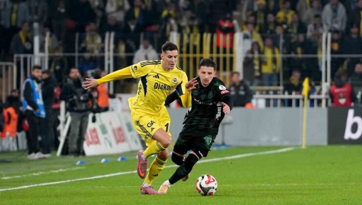 Trendyol Süper Lig: Fenerbahçe: 3 – Konyaspor: 0 (İlk yarı)