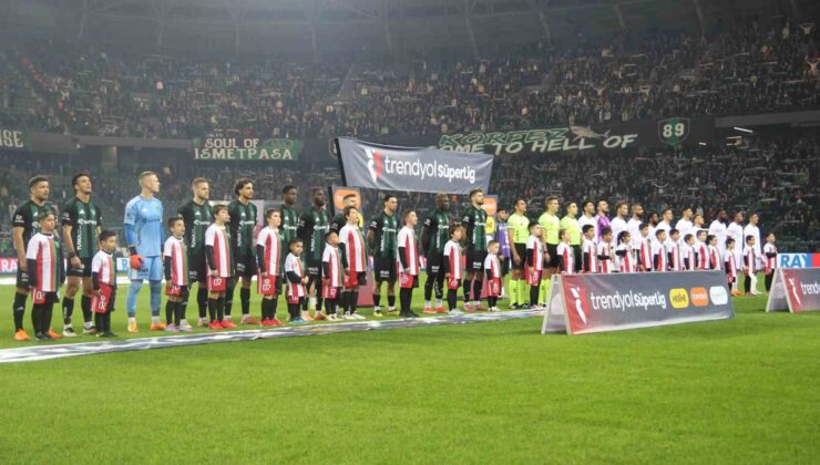 Trendyol Süper Lig: Kocaelispor: 0 – Antalyaspor: 0 (Maç devam ediyor)