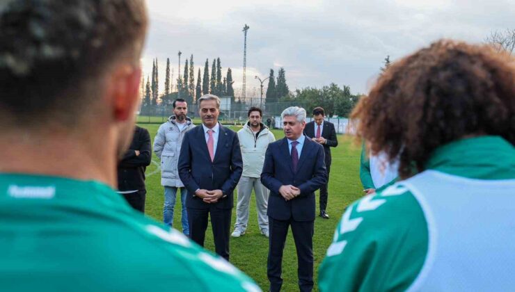 Vali Doğan ve Başkan Alemdar’dan Sakaryaspor ziyareti