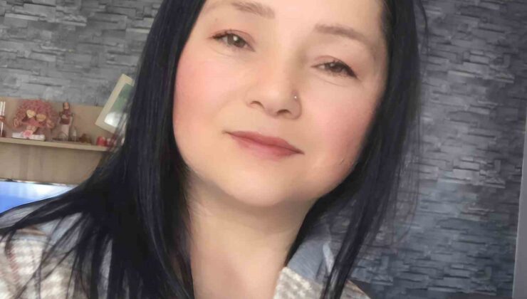 Yolun karşısına geçemeye çalışan kadın, otomobilin çarpması neticesinde hayatını kaybetti