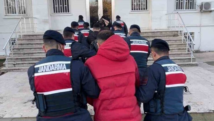 Yurt dışına kaçmak isterken yakalanan 5 kişi tutuklandı
