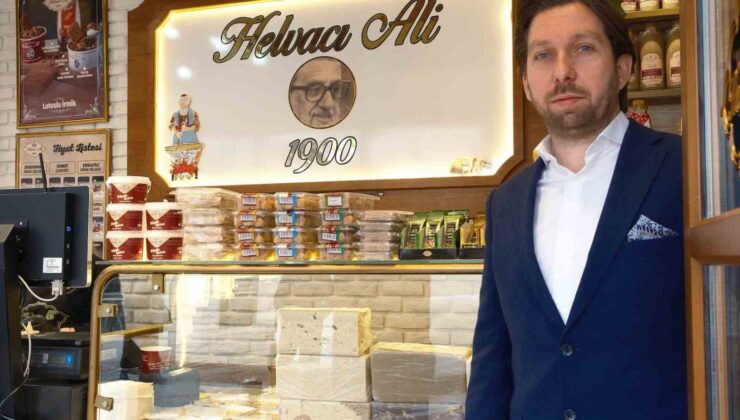 Dondurmalı irmik helvası iftarda hafif tatlı isteyenlerin tercihi olacak