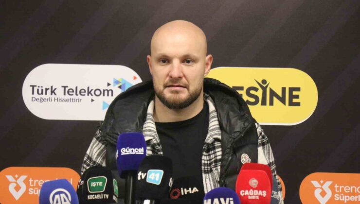 Gökhan Değirmenci: “Penaltı gibi gözüküyor, maalesef verilmedi”