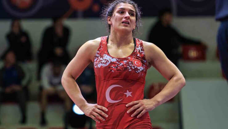 Nesrin Baş’tan bronz madalya