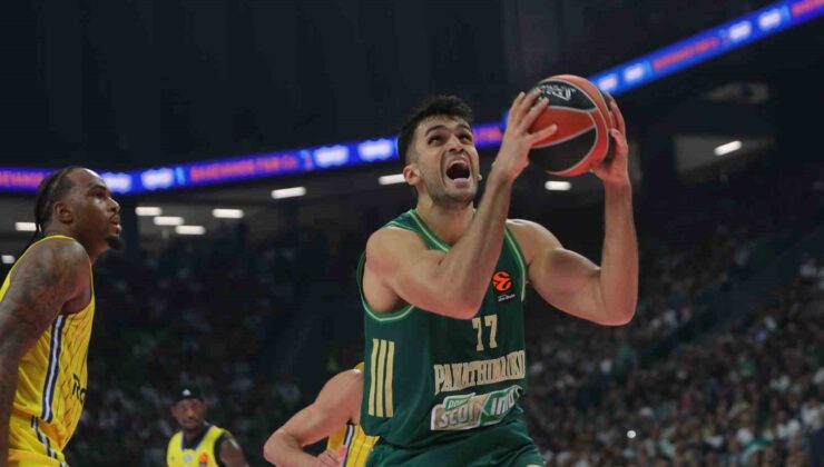 Panathinaikos, milli basketbolcu Ömer Faruk Yurtseven ile yollarını ayırdı