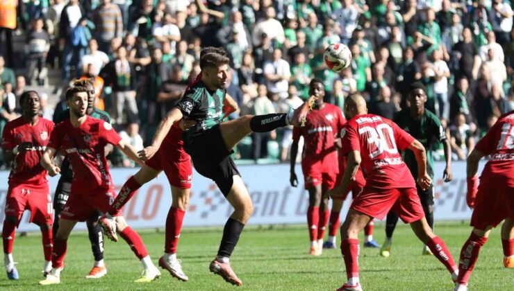 Trendyol Süper Lig: Kocaelispor: 1 – Gaziantep FK: 0 (İlk yarı)