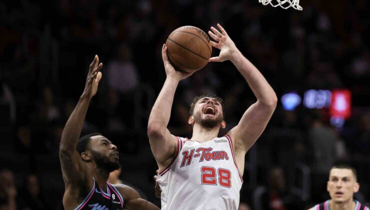 Alperen Şengün 13 sayı, 6 ribaund ile oynadı