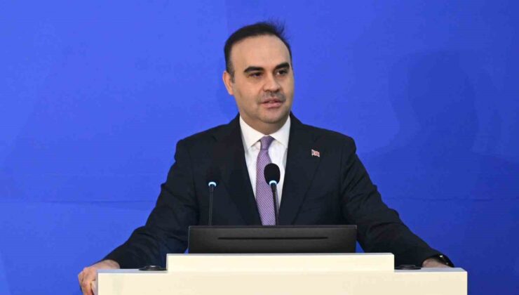 Bakan Kacır: ’’Otomotiv ihracatımız 41,5 milyar dolarla rekor tazeledi’’