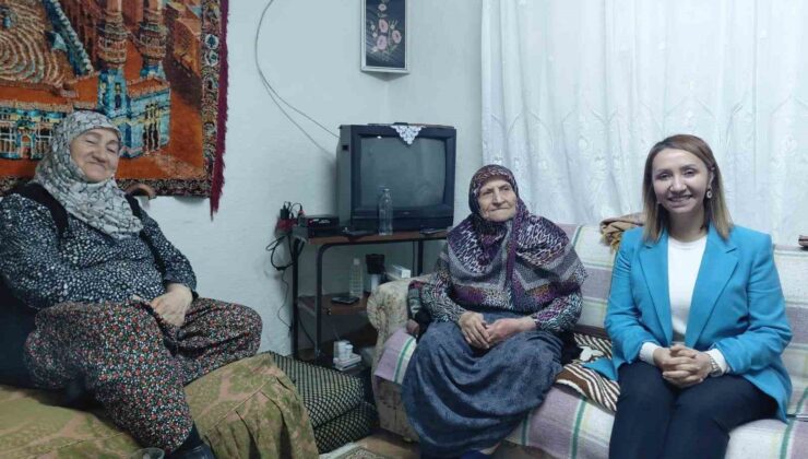 Başkan Tekin Ramazan ayında yaşlıları unutmadı