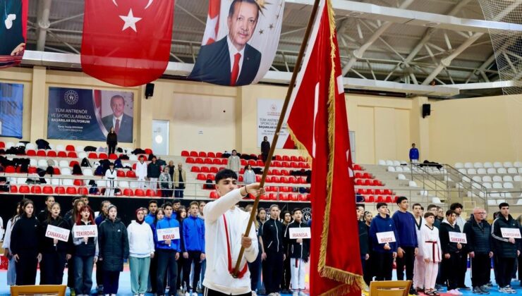 Bilecik’te 400 sporcu tekvando grup müsabakalarında ter döktü