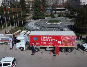 Deprem Haftası’nda simülasyon tırı sahada