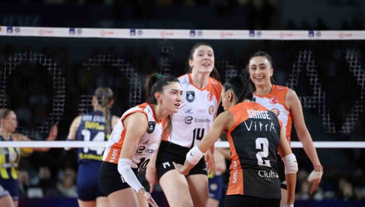 Eczacıbaşı Dynavit, Kupa Voley’de adını finale yazdırdı