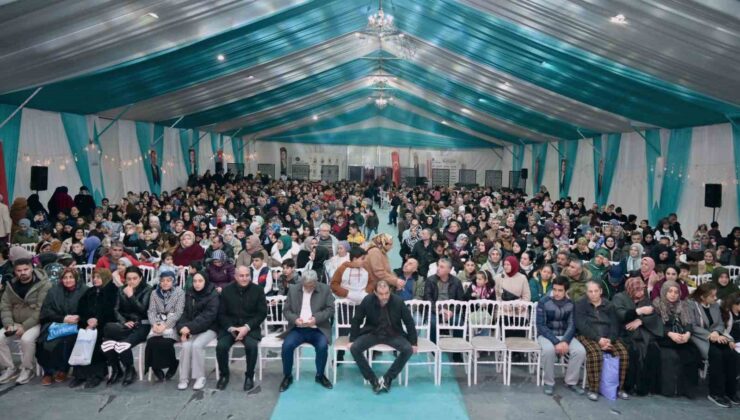 Esenyurt’ta şiir ve muhabbet dolu Ramazan akşamı