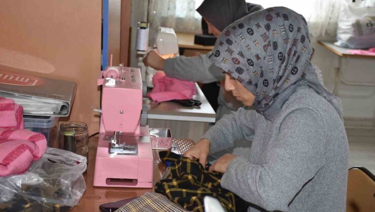 Fedakar annelerin hayatlarına dokunan kurs: Hem öğreniyorlar hem sosyalleşiyorlar