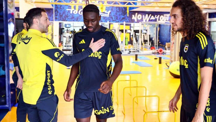 Fenerbahçe, Samsunspor maçı hazırlıklarına başladı