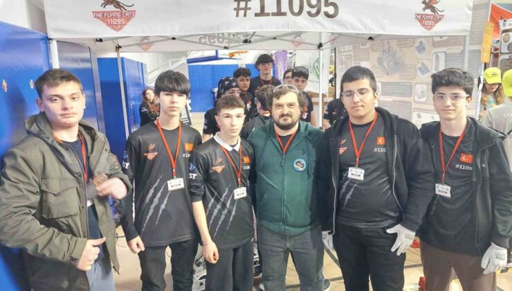 Gebze’nin Robotik Takımları Turknet’in Gigafiber’i ile desteklediği FRC’de