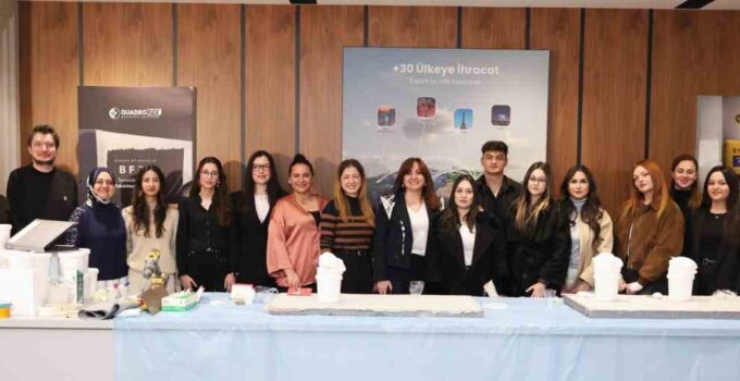 Girişimci adayı öğrenciler işi mutfağında öğreniyor