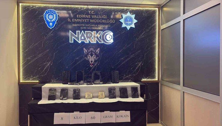 Kapıkule’de araçtaki gizli bölmede 8 kilo 60 gram kokain ele geçirildi