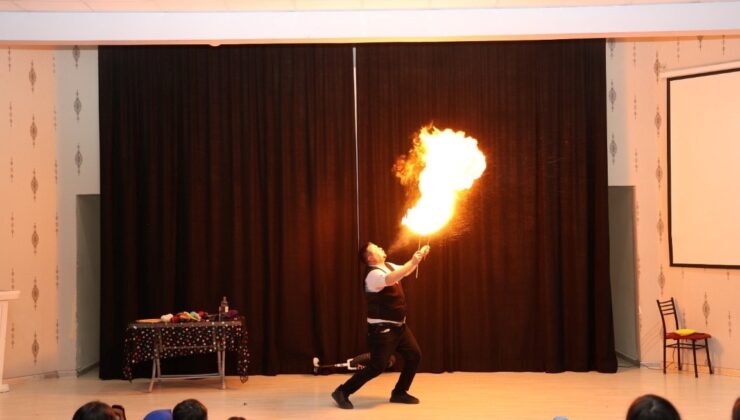 Kartepe’de çocuklar ramazan etkinliklerinde tiyatro oyunlarıyla buluştu