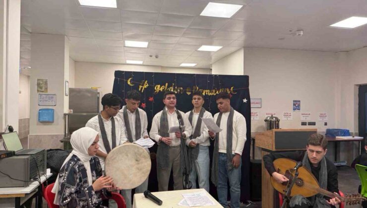 Öğrenciler ve şehit aileleri aynı sofrada buluştu