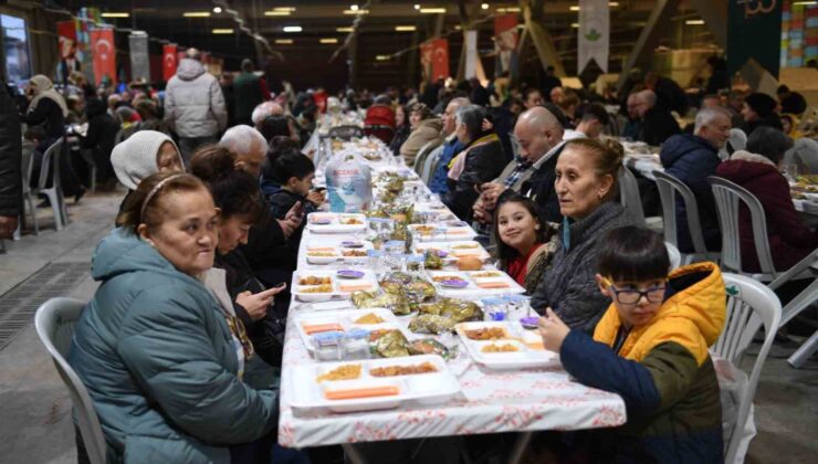 Ramazan’ın bereketi 1050 konutlar’da paylaşıldı