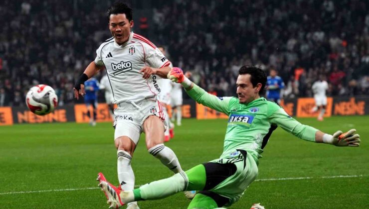 Trendyol Süper Lig: Beşiktaş: 2 – Kasımpaşa: 0 (İlk yarı)