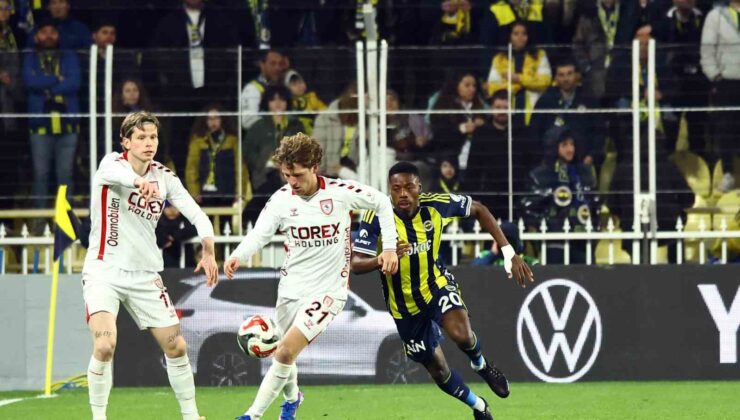Trendyol Süper Lig: Fenerbahçe: 1 – Samsunspor: 1 (Maç devam ediyor)