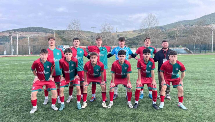 U18 Gençler Ligi’nin şampiyonu Osmanelispor gol oldu yağdı
