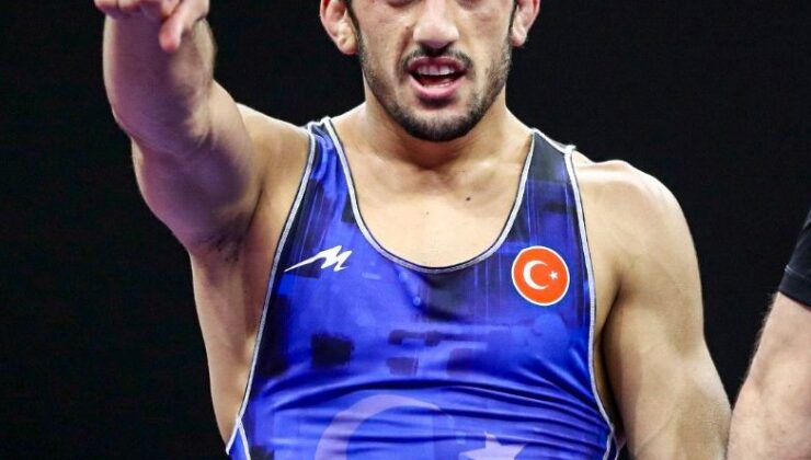 U23 Avrupa Şampiyonası’nda Azat Sarıyar’dan bronz madalya