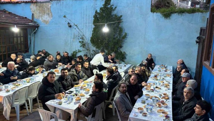 Vatan Sevdalıları Platformu iftar yemeğinde buluştu