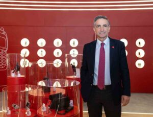 Vodafone Türkiye CEO’su Engin Aksoy: “Global 5G tecrübemizi global teknoloji işbirlikleriyle pekiştiriyoruz”