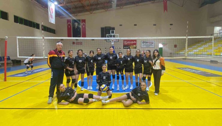 Burhaniye’de Geleneksel Çocuk Sporcular Şenliği başladı