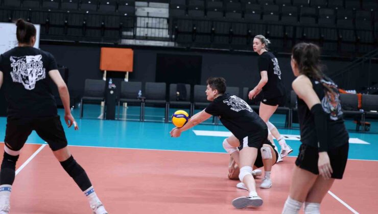 Eczacıbaşı Dynavit, play-off 3-4 etabı ilk maçına hazır