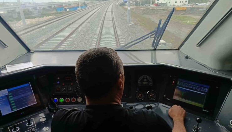 Edirne İstanbul’a komşu oluyor, Vali Sezer test sürüşüne katıldı