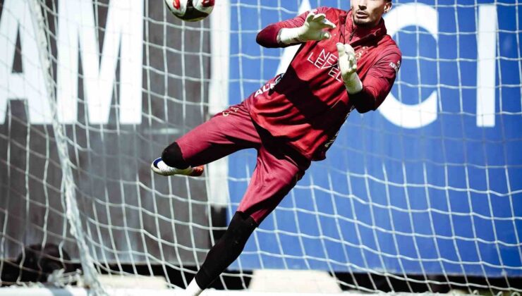 Galatasaray, Göztepe müsabakasının hazırlıklarını sürdürdü