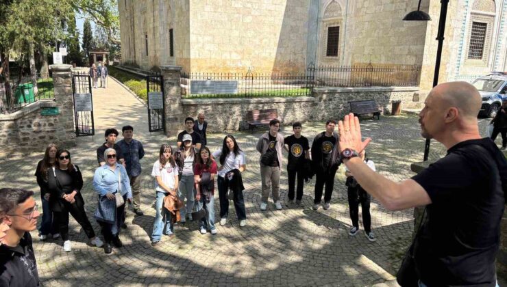 “Köklerden Geleceğe Erkek Liseleri Birliği” Bursa’da gerçekleşti