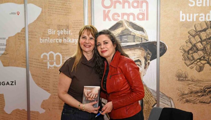 Nilüfer Açıkalın Osmangazi’de okurlarıyla buluştu