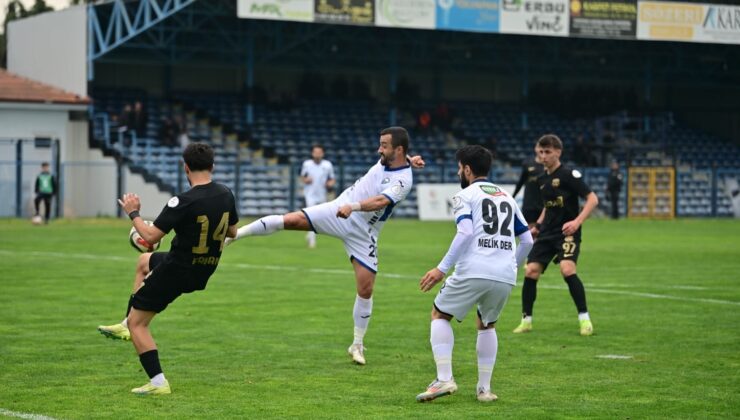 TFF 2. Lig: Karacabey Belediyespor: 4 – Kastamonuspor: 0