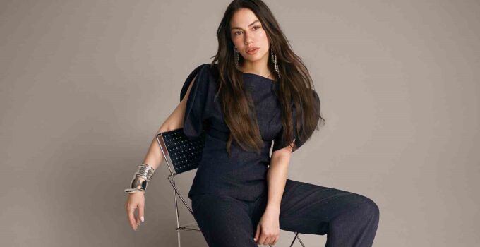Trendyolmilla’nın yeni marka yüzü Demet Özdemir oldu